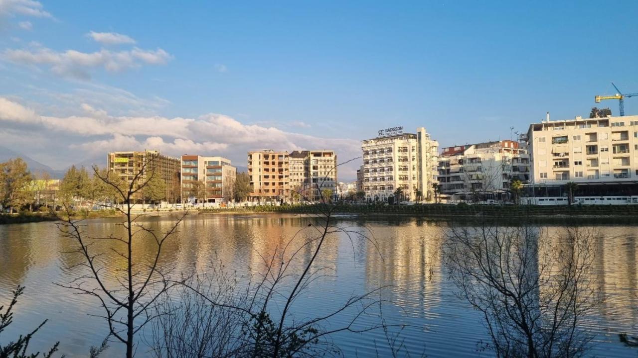 Liqeni Thate, Tirane Apartment Екстериор снимка